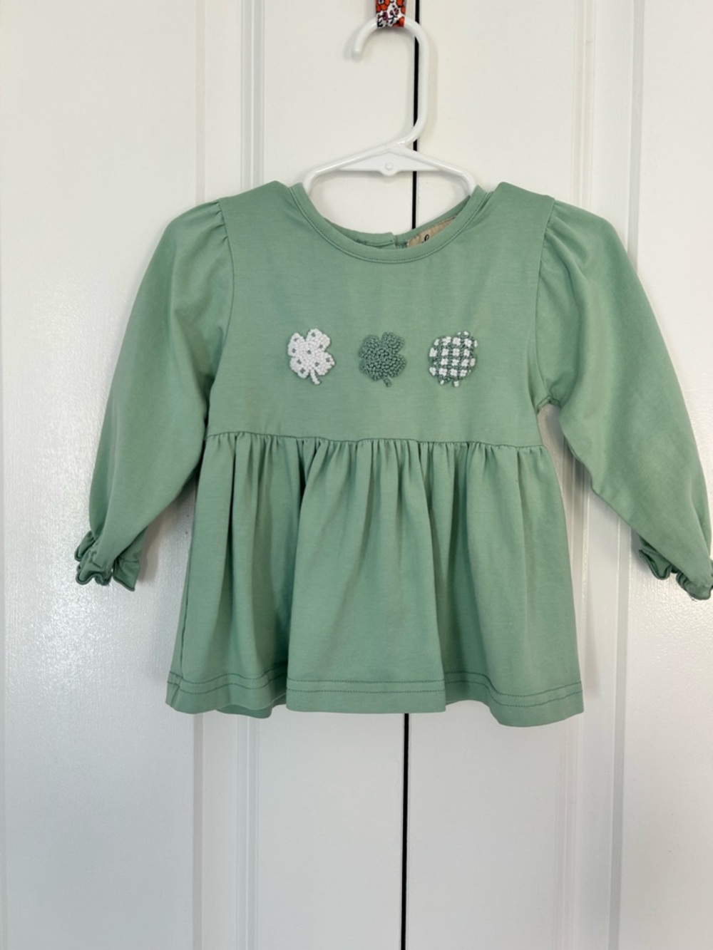 Southern Darlin Smocks green 18 month dress embroidered shamrocks, Irish, lucky